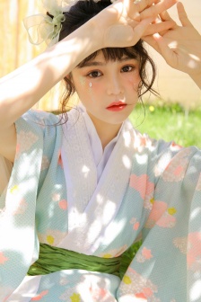 日韩精品A人综合